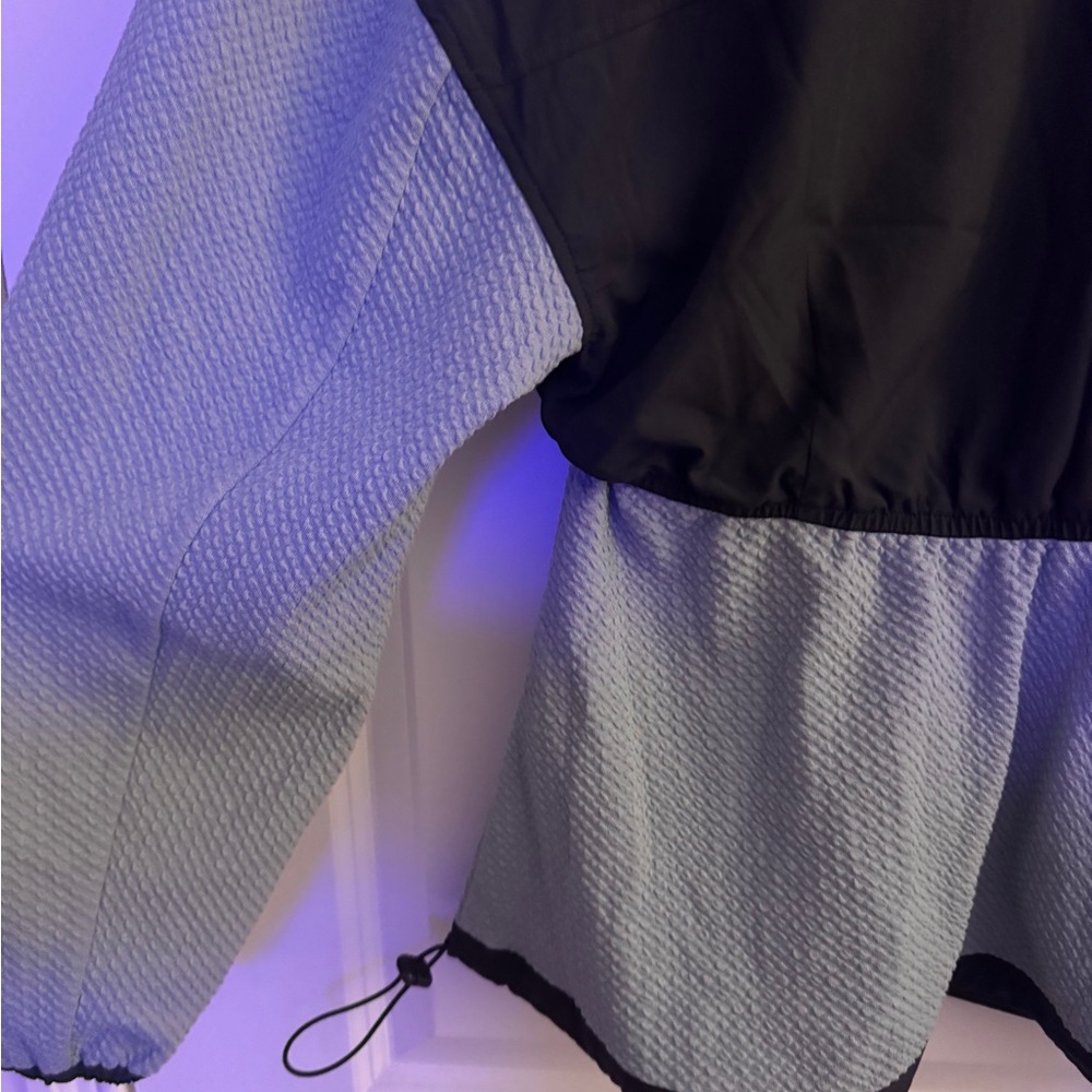 7 Diamonds Restoration Full Zip Jacket in Seafoam
Combo - Small NWT $148 - Picture 11 of 12